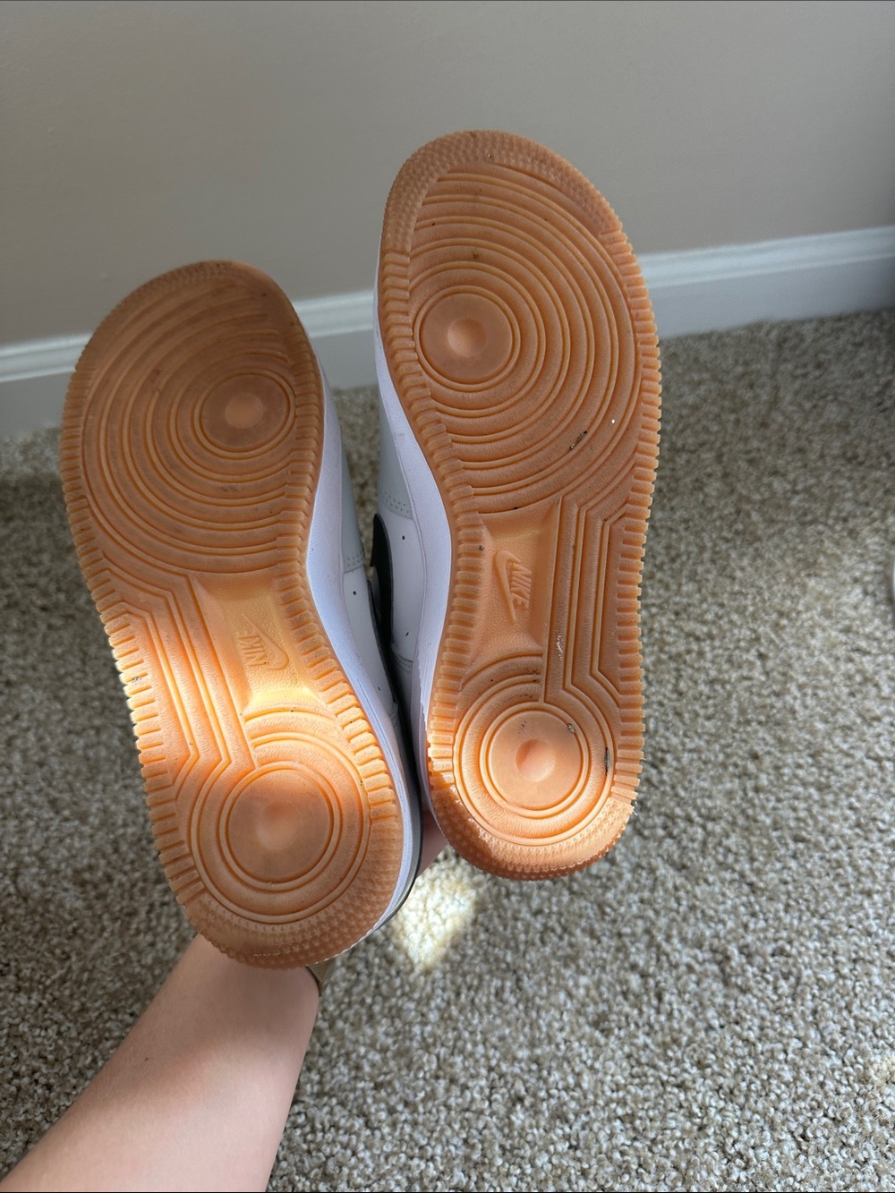 Nike Air Force 1 - Picture 3 of 5
